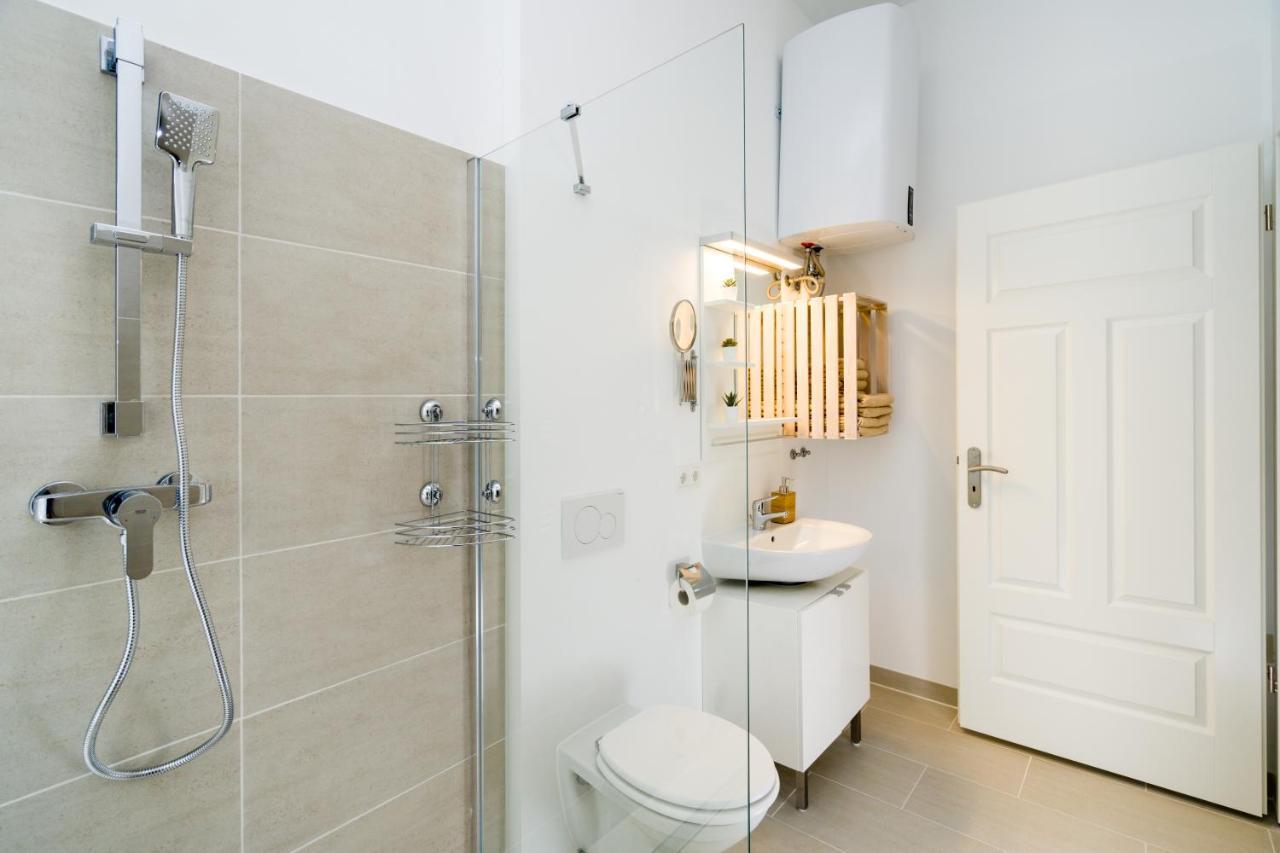 The Lohmeyerstr Hh, 2 Bed Rooms Up To 5 People Berlin Exterior foto